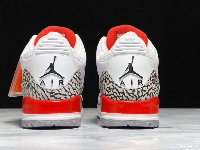 Kicked Out Shoe Store Retro Fame Hall 3 of Air 136064-116 Jordan 0817